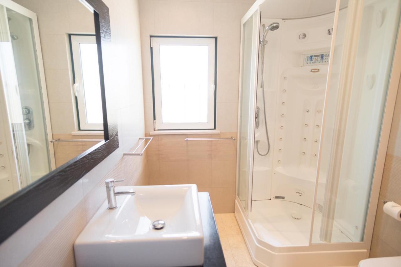 Villa Ria Rose, Alto Da Ria 23 - Jacuzzi And Beach Alvor Kültér fotó